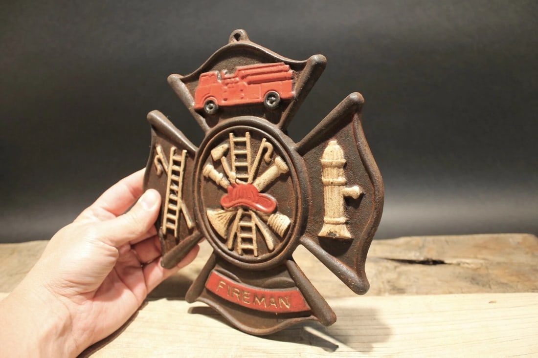 Cast Iron Fire Fighter Plaque Fire Mark Sign - 4