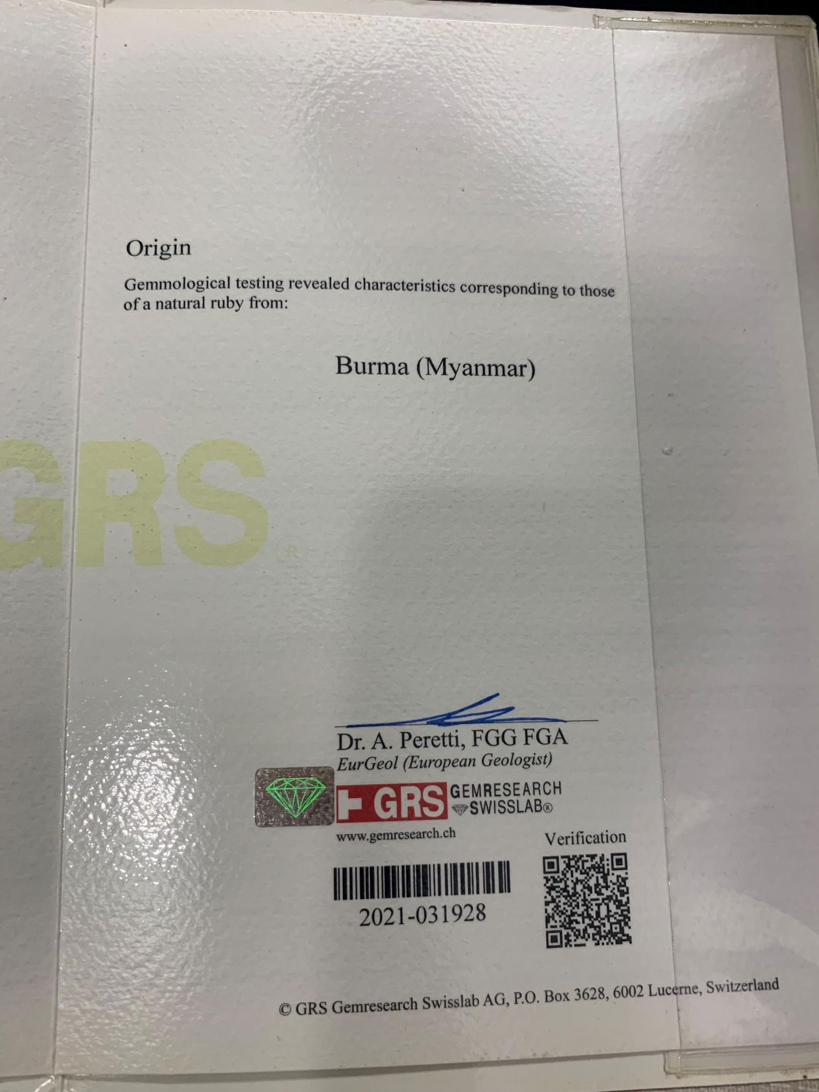 Burma Red Ruby Gemstone: 1.07 Carat Oval Cut Stone - 9