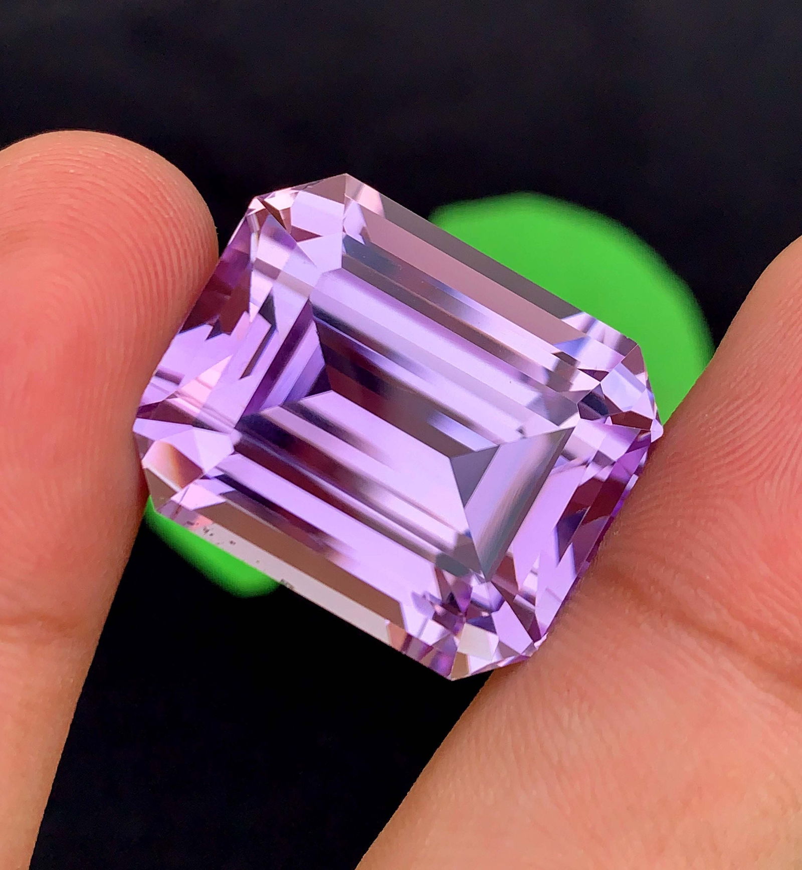 71.75 Carat Purplish Pink Kunzite Gemstone: Emerald Cut October Birthstone: Title: 71.75 Carat Purplish Pink Kunzite Gemstone: Emerald Cut October Birthstone Description: Materials: Gemstone: Kunzite Carat weight: 71.75 Purplish Pink Kunzite Gemstone For Jewelry Making , Natu