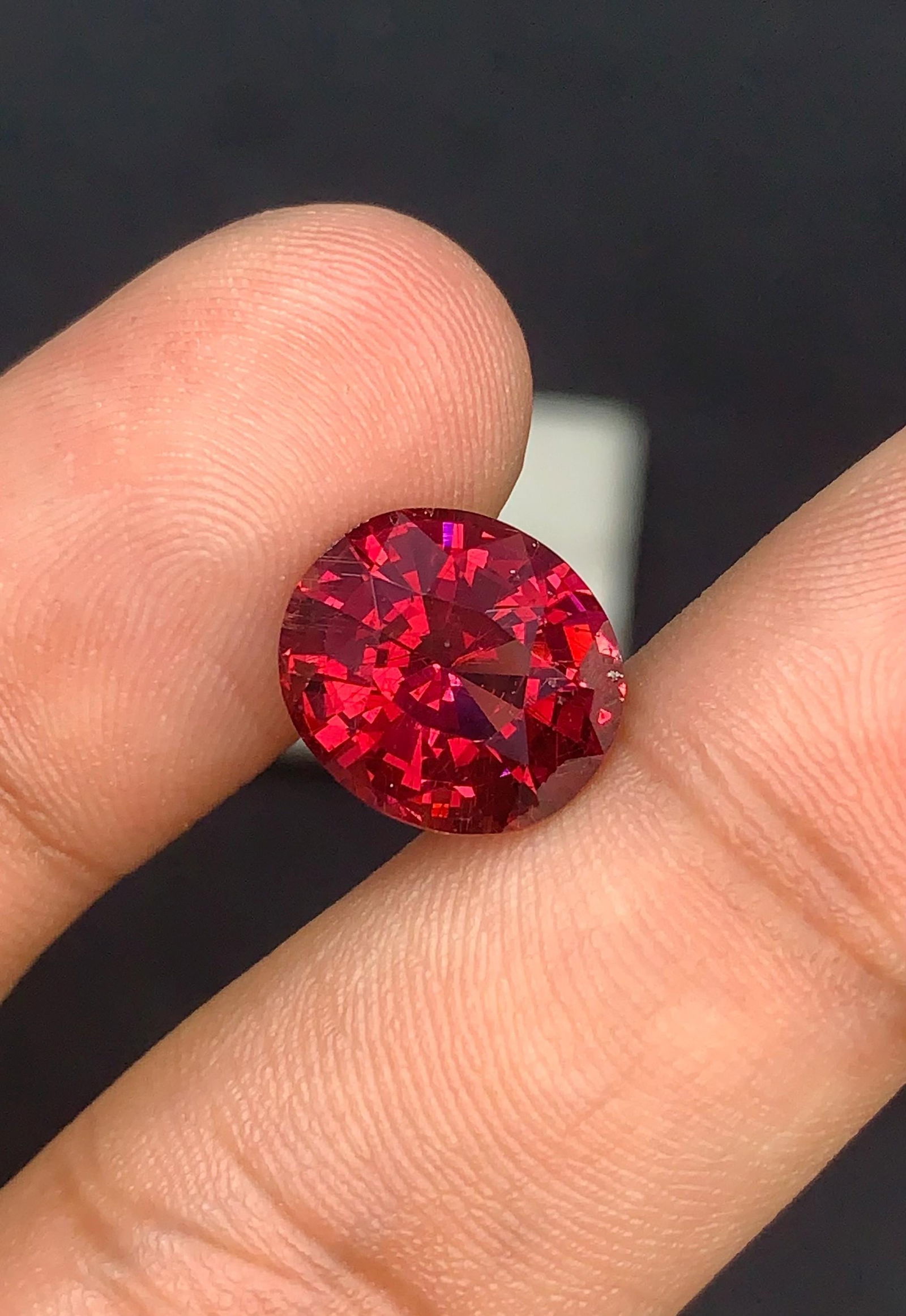 5.70 Carat Cherry Red Garnet Gemstone, Brilliant Fancy Oval Cut Gemstone - 10