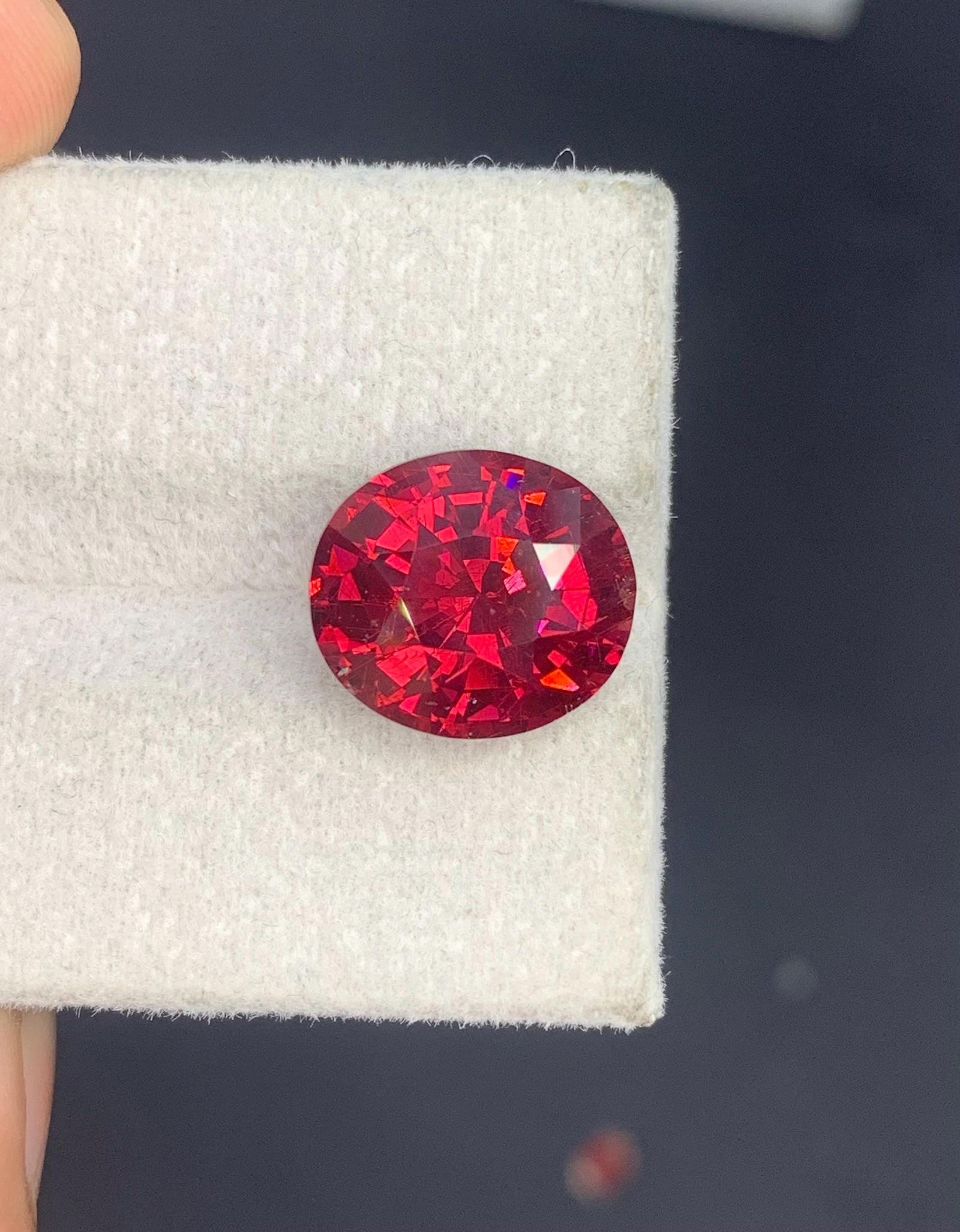 5.70 Carat Cherry Red Garnet Gemstone, Brilliant Fancy Oval Cut Gemstone - 8