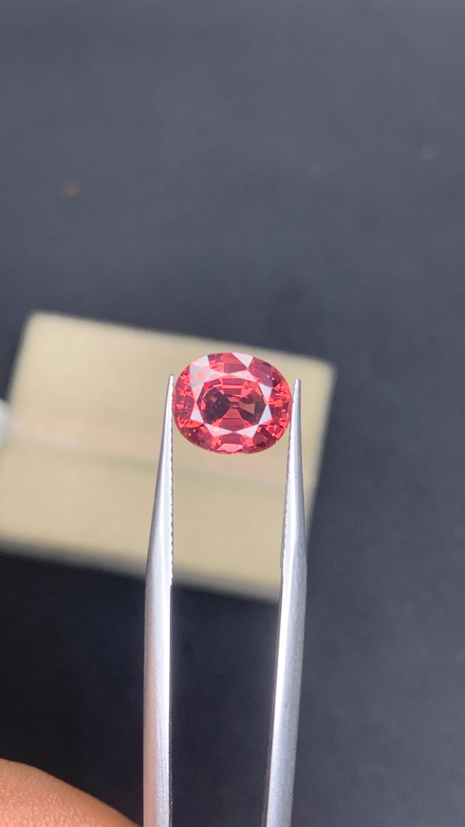 Raspberry Pink Natural Spinel Oval Cut Gemstone For Fine Jewellery And Collection - 2.15 Carat - 4