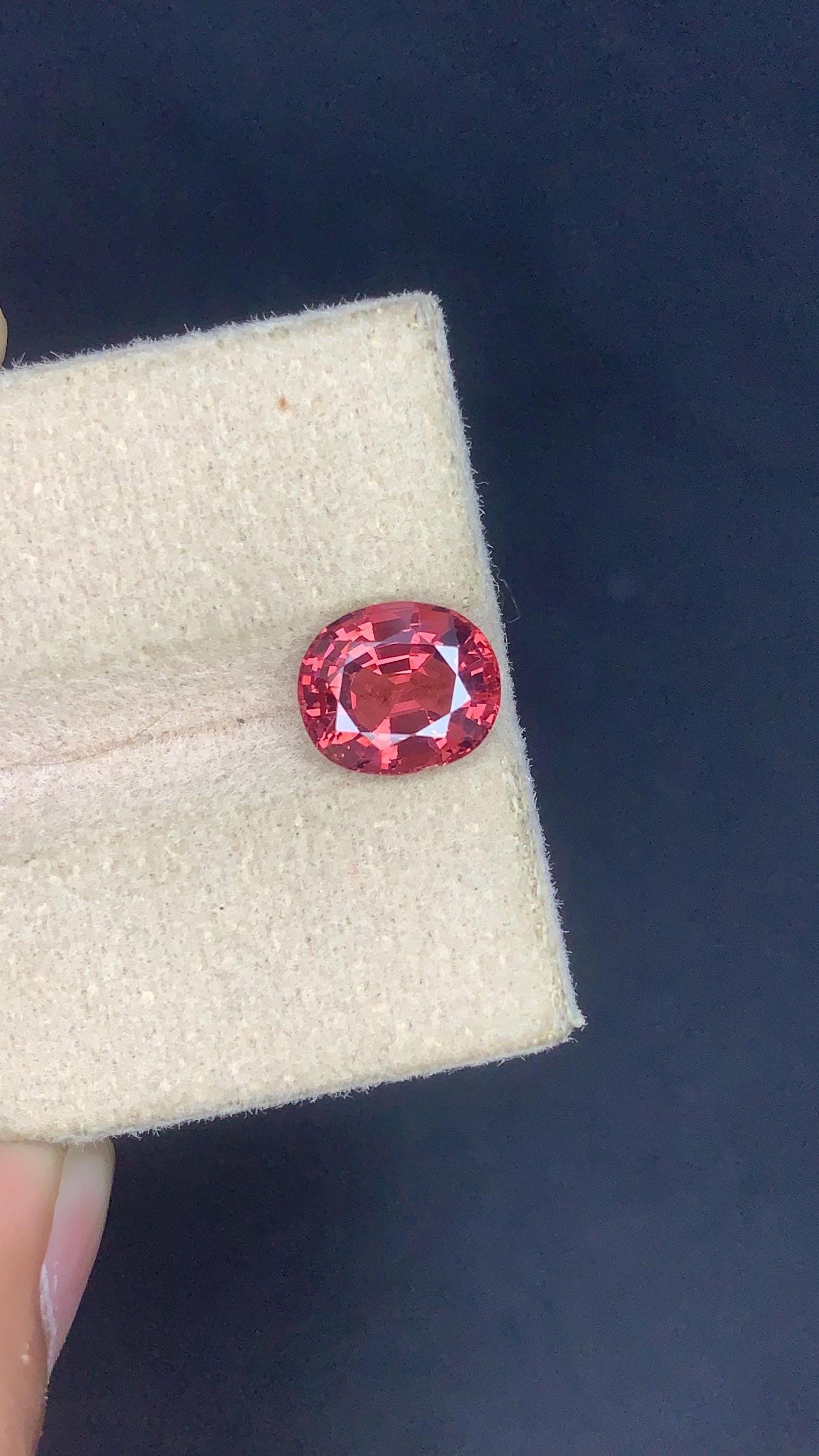 Raspberry Pink Natural Spinel Oval Cut Gemstone For Fine Jewellery And Collection - 2.15 Carat - 6