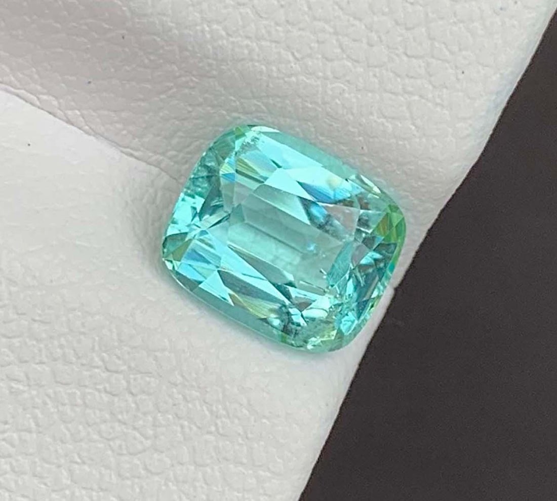Paraiba Color Apatite Gemstone: Cushion Cut 1.78 CT December Birthstone: Title: Paraiba Color Apatite Gemstone: Cushion Cut 1.78 CT December Birthstone Description: Materials: Gemstone: Apatite Paraiba Color Apatite Gemstone: Cushion Cut December Birthstone weight :