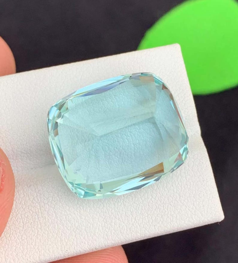 Natural Aquamarine Gemstone: 40.115 Carat Cushion Cut, Pakistan Origin - 2