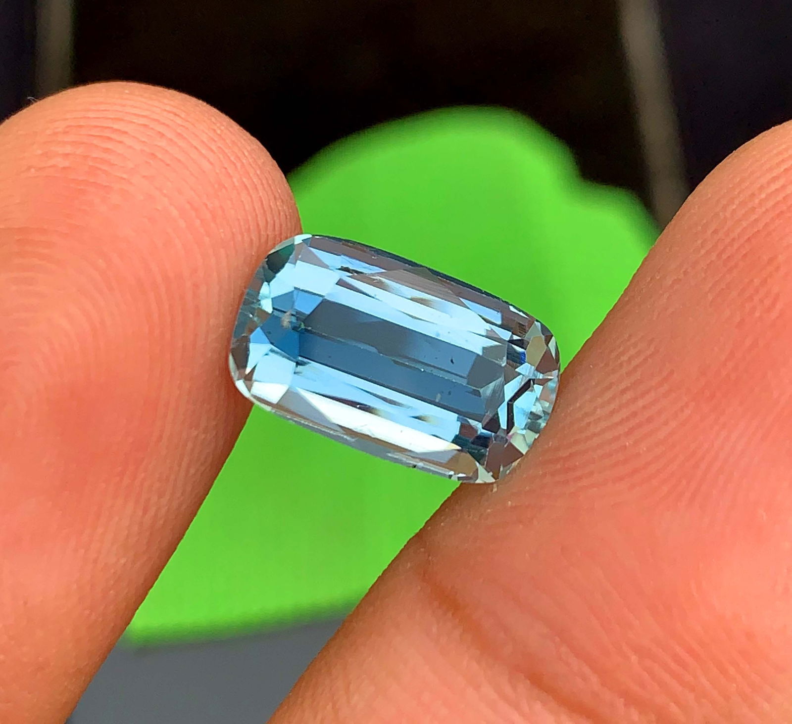 Natural Aquamarine Gemstone: 4.80 Carat Cushion Cut, Pakistan - 3