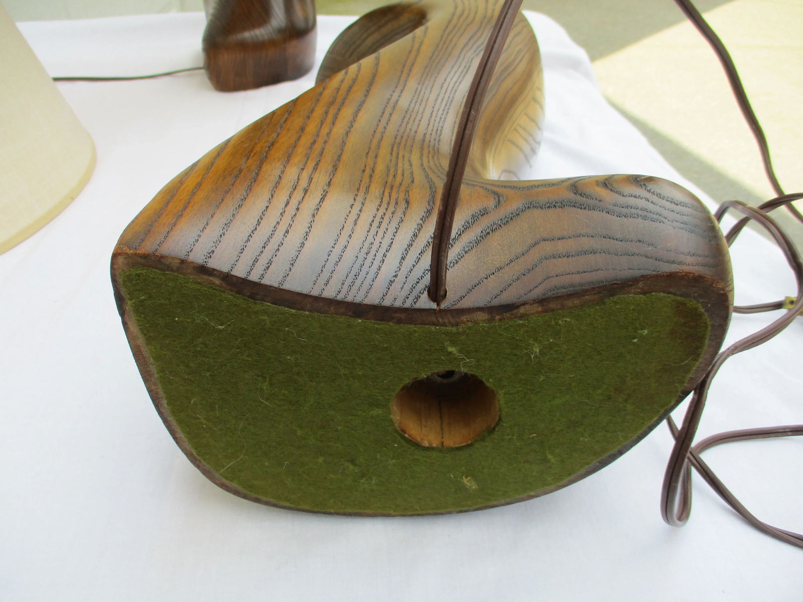 Mid-Century Modern Oak and Brass Table Lamps - Attributed to Yasha Heifetz - 10