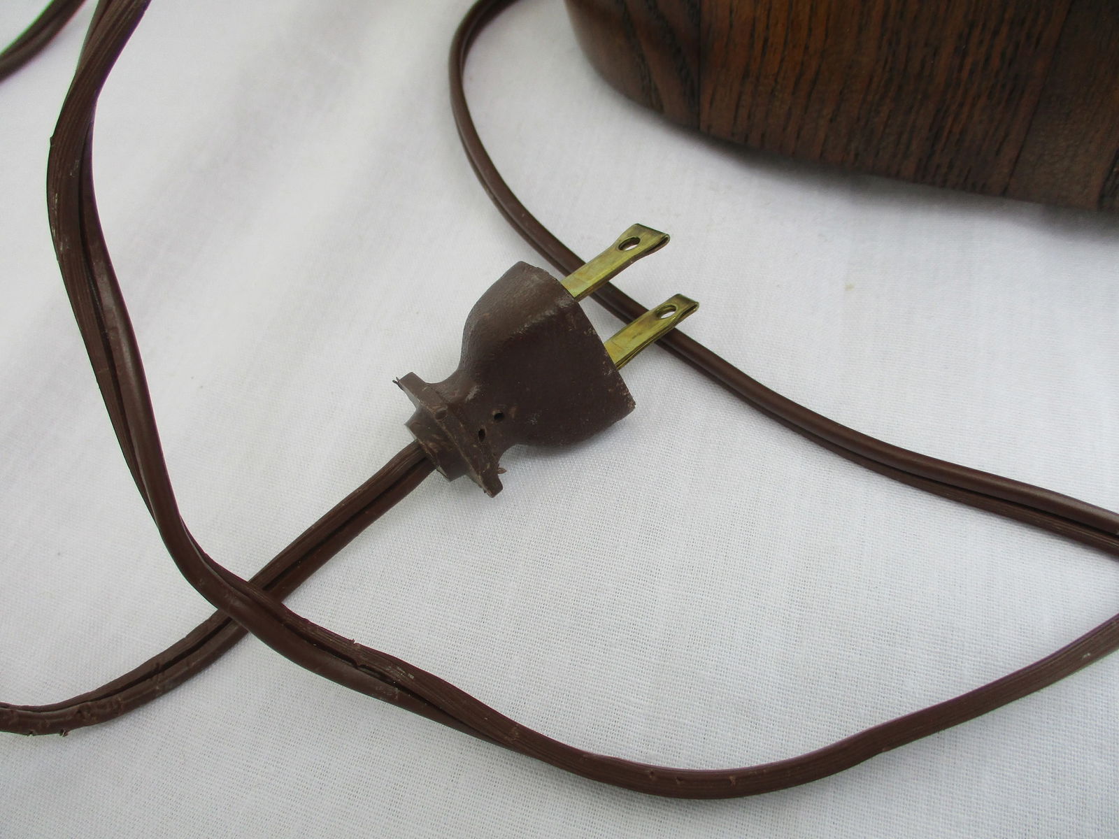 Mid-Century Modern Oak and Brass Table Lamps - Attributed to Yasha Heifetz - 11