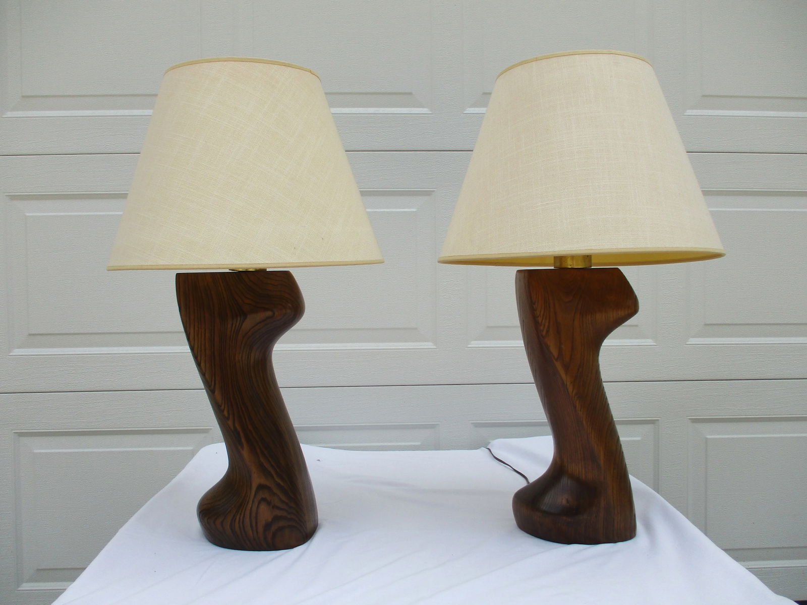 Mid-Century Modern Oak and Brass Table Lamps - Attributed to Yasha Heifetz - 13