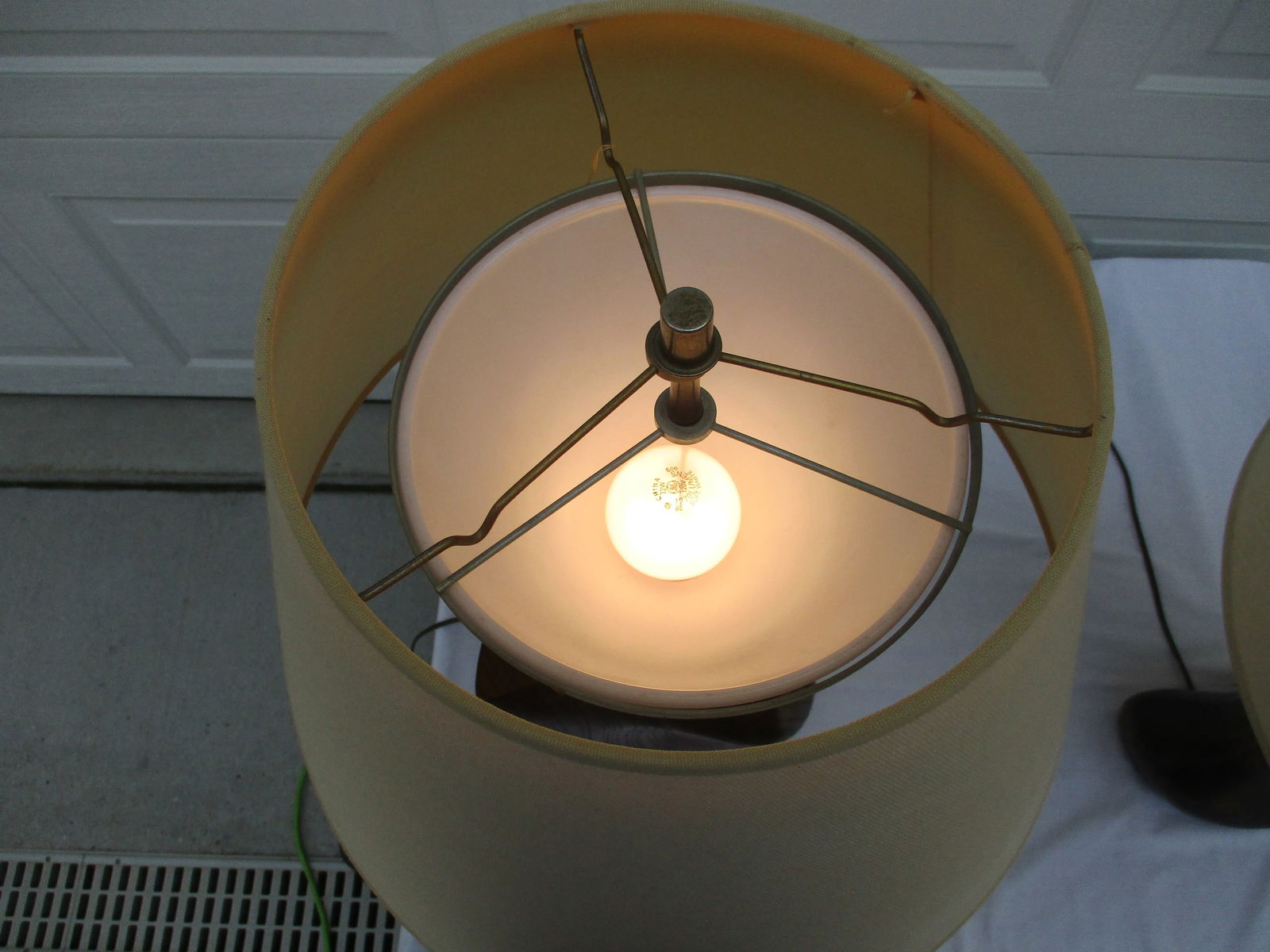 Mid-Century Modern Oak and Brass Table Lamps - Attributed to Yasha Heifetz - 9