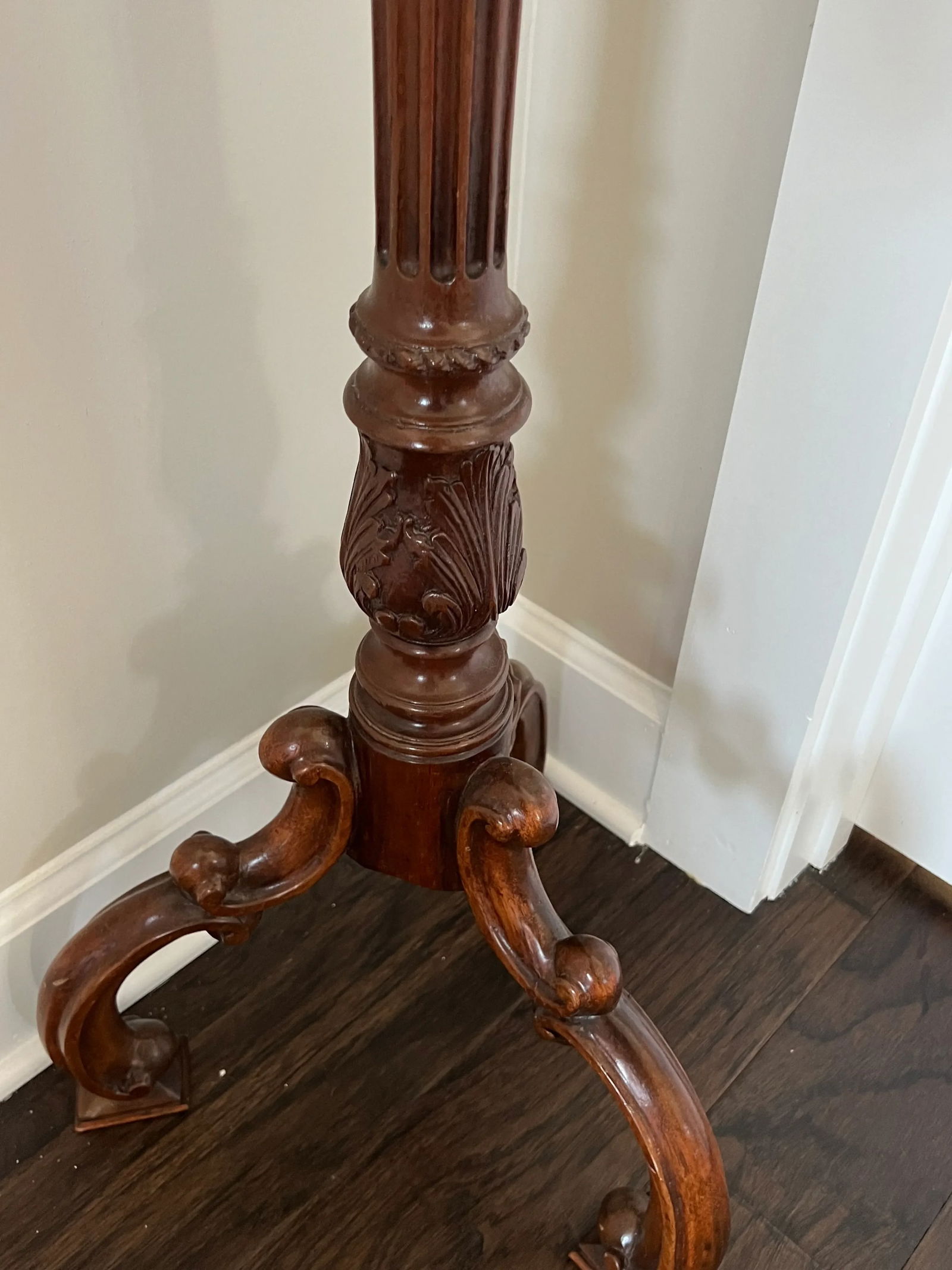 Vintage Carved Mahogany Pedestal Plant Stand - 11
