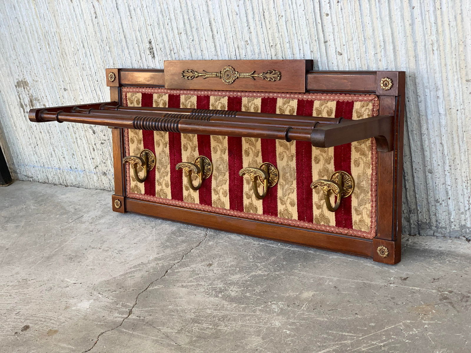 1950s Italian Design Midcentury Brass and Velvet Wall Coat Rack - 2