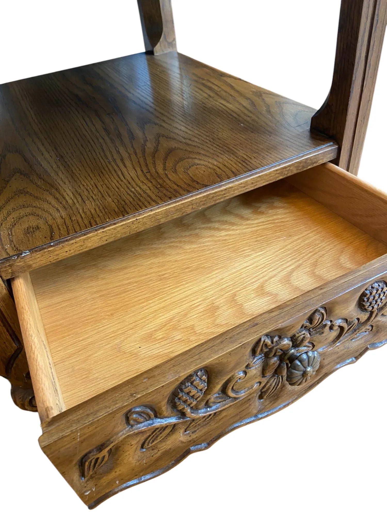 Thomasville Side Table - 7