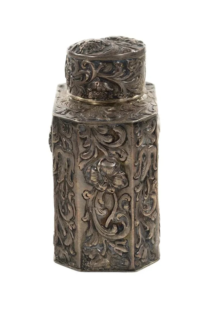 19th Century Antique Silver Repousse Tea Caddy - 5