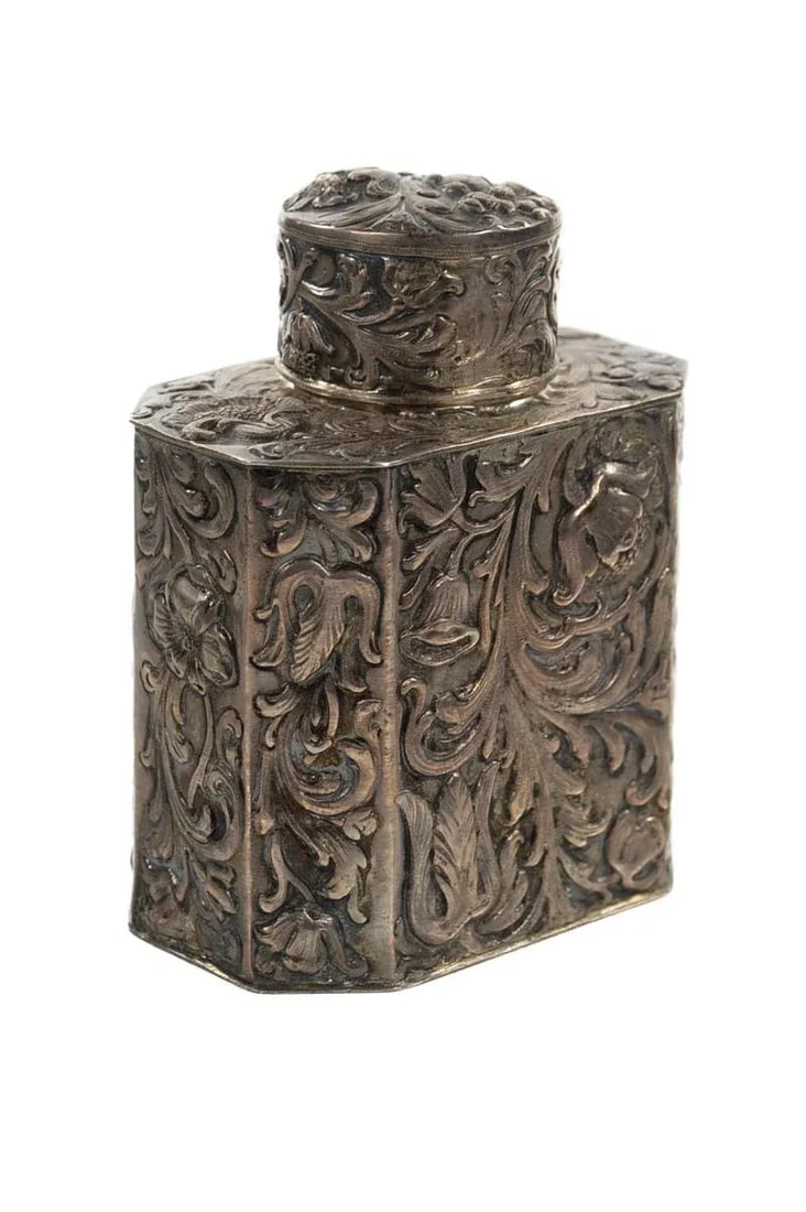 19th Century Antique Silver Repousse Tea Caddy - 6