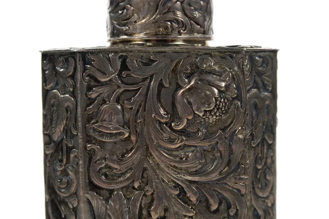 19th Century Antique Silver Repousse Tea Caddy - 7