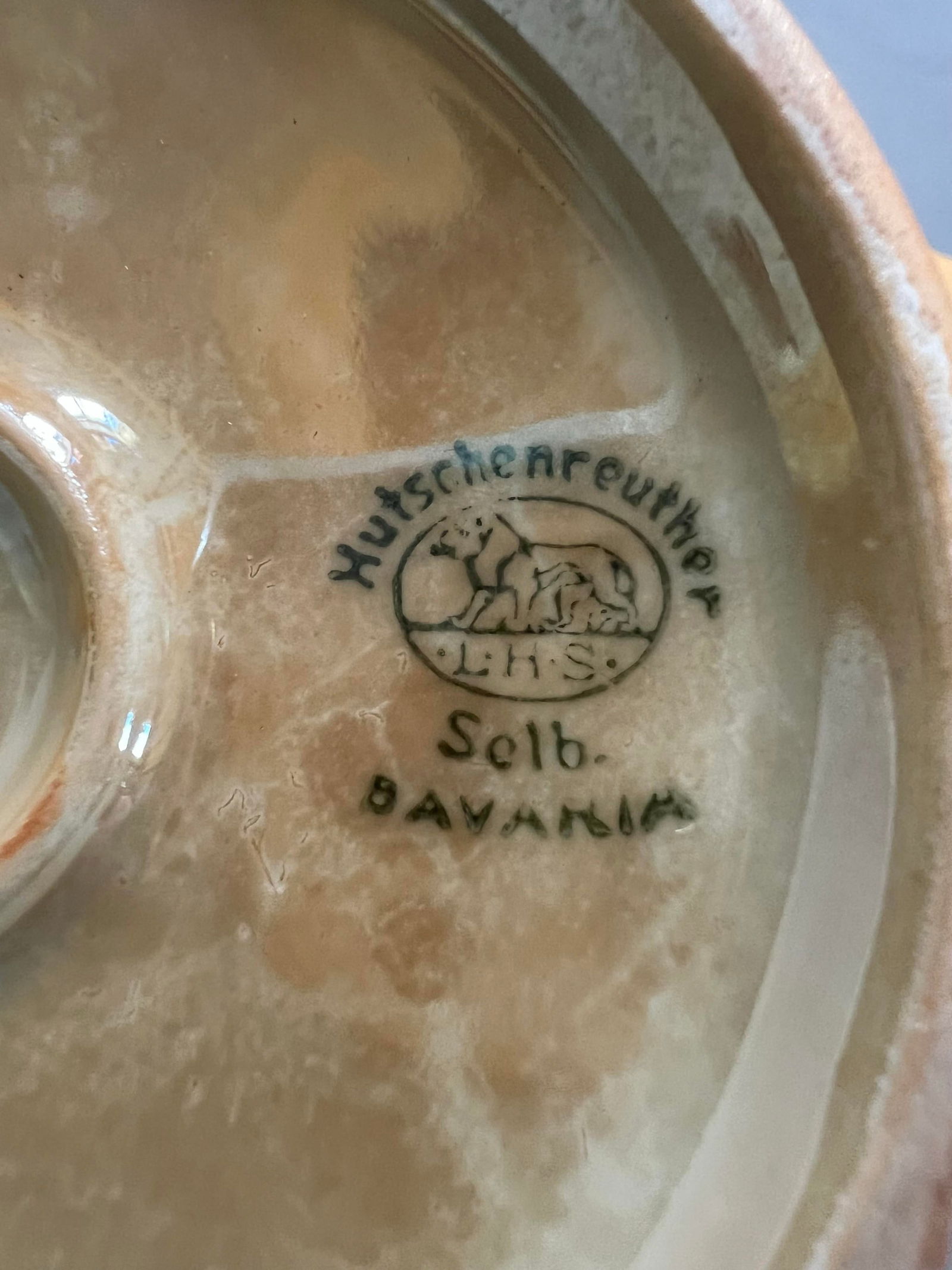 Vintage Art Deco Peach Irridescent Lusterwear Dishes - 32 Pieces - 10