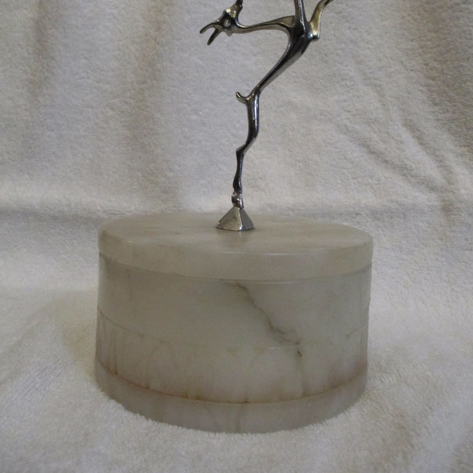 Vintage Art Deco Alabaster Powder Box - 2