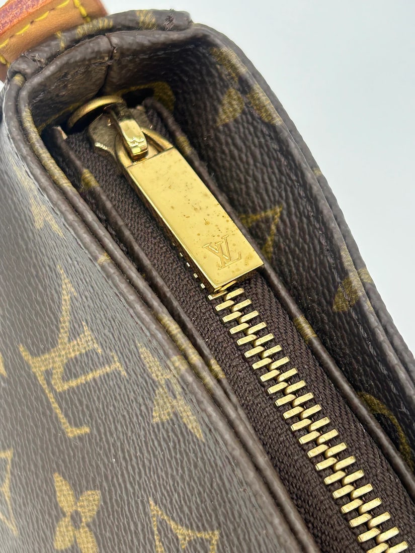 Louis Vuitton Monogram Canvas Looping MM - 10