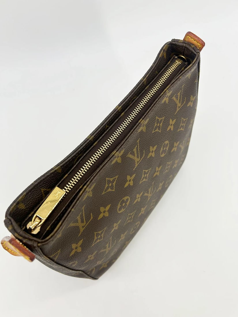 Louis Vuitton Monogram Canvas Looping MM - 9
