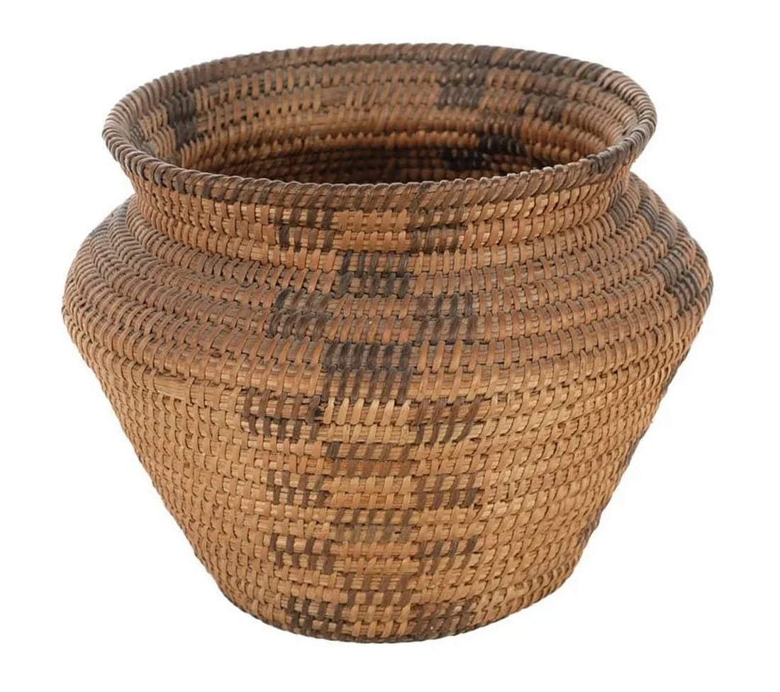 Antique Mission Indian Basket Circa 1900 (1 of 9)