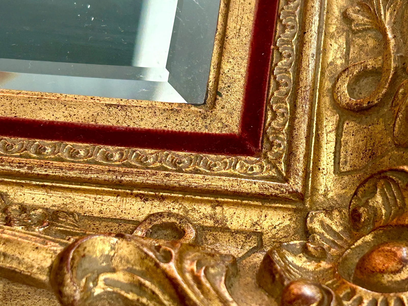 Vintage La Barge Rectangular Wall Mirror in Ornate Giltwood Frame - 8