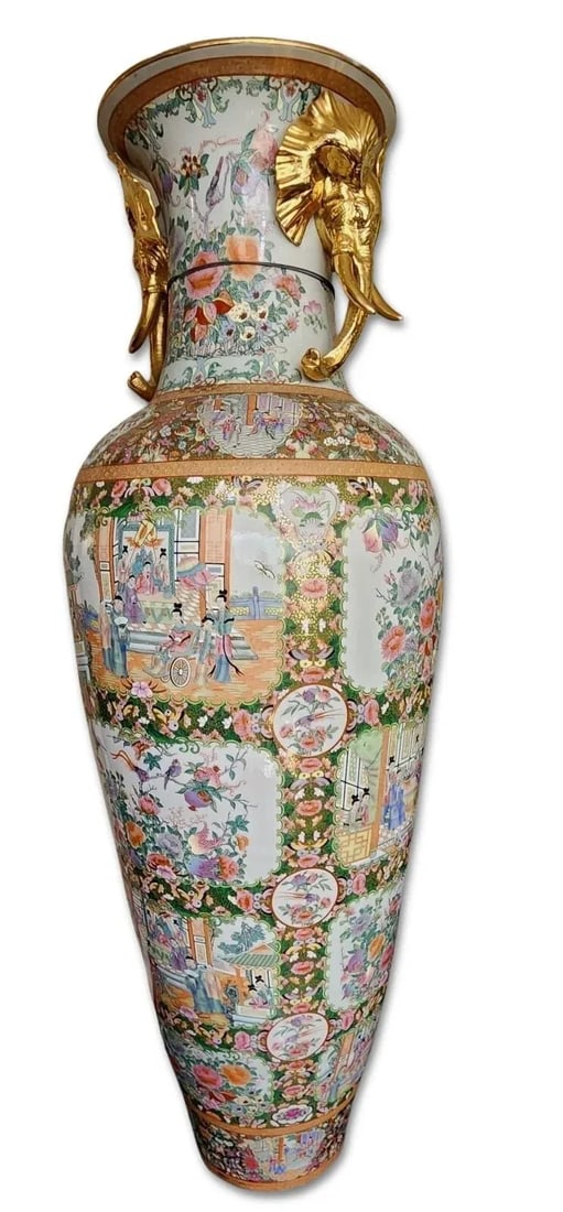 Pair of Monumental Mid-20th Century Chinese Famille Rose Palace Vases - 4
