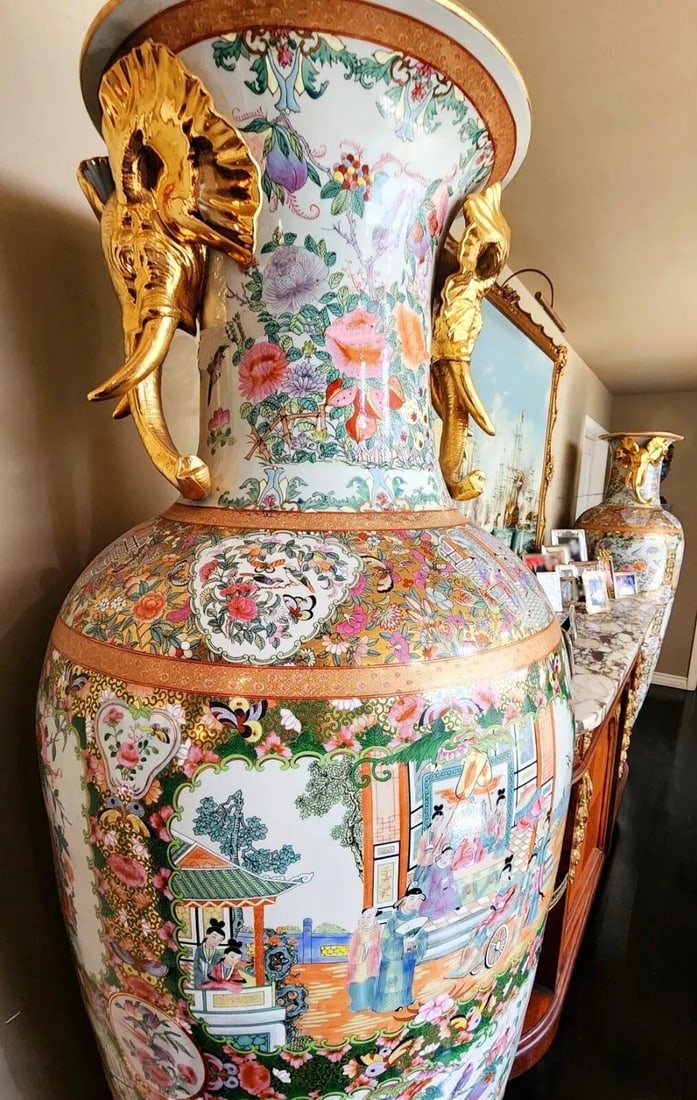 Pair of Monumental Mid-20th Century Chinese Famille Rose Palace Vases - 6