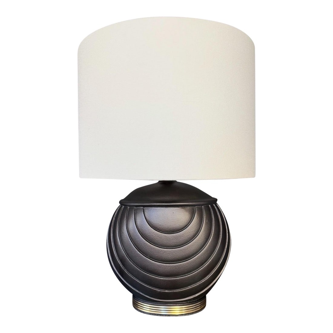 1980s Modernest Vintage Round Lamp Large Round Scallop Shape.: Here is a sleek moment from the 1980's. Deco 80's style. I paired it with large modern linen shade. Ceramic and brass trim. 25" to top of shade. 13" wide base. ( as Pictured) Shade is shown for exampl