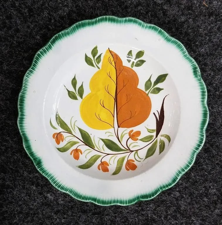 Green Shell-Edged Nested Oak Leaf Design Small Dishes - Set of 4 - 4