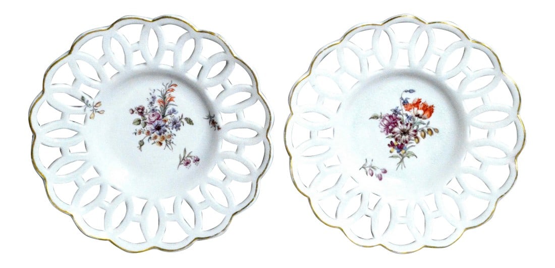 Chelsea Porcelain Botanical Reticulated Circular Dishes, Gold Anchor Period, Circa 1760: Gold Anchor Botanicals: Chelsea Reticulated Dessert Dishes Object: Pair of Reticulated Circular Dessert Dishes Origin: Chelsea Porcelain Factory, London, England Date: Circa 1760 (Gold Anchor
