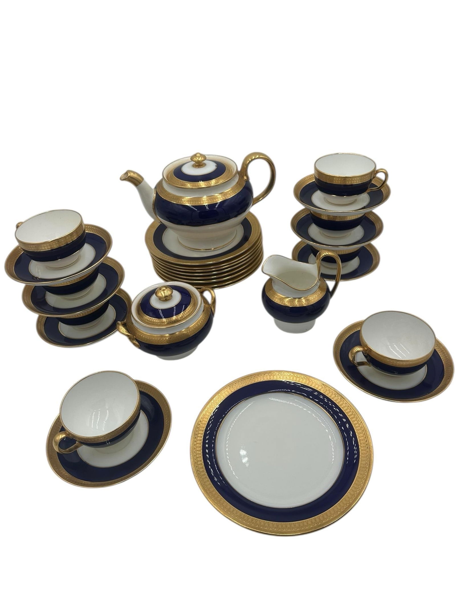 Mid 20th Century Minton "Cobalt & Gold" Pattern G6262 – Complete Tea Set for Eight - 30 Pieces - 2