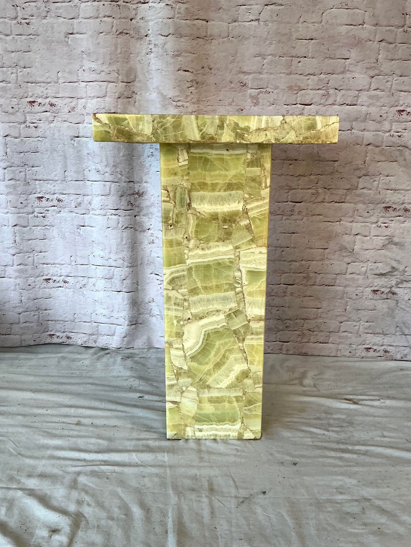 Natural Onyx and Resin Pedestal by of Mueller of Mexico - 11