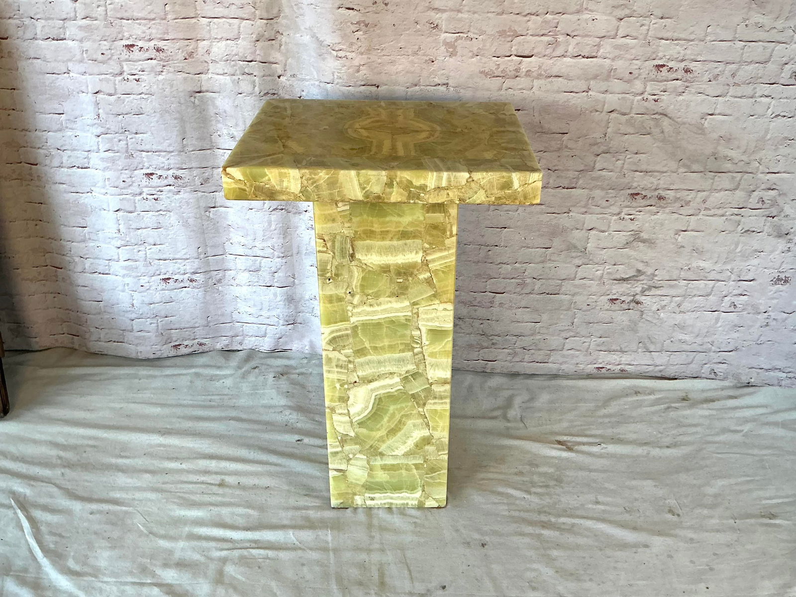 Natural Onyx and Resin Pedestal by of Mueller of Mexico - 12