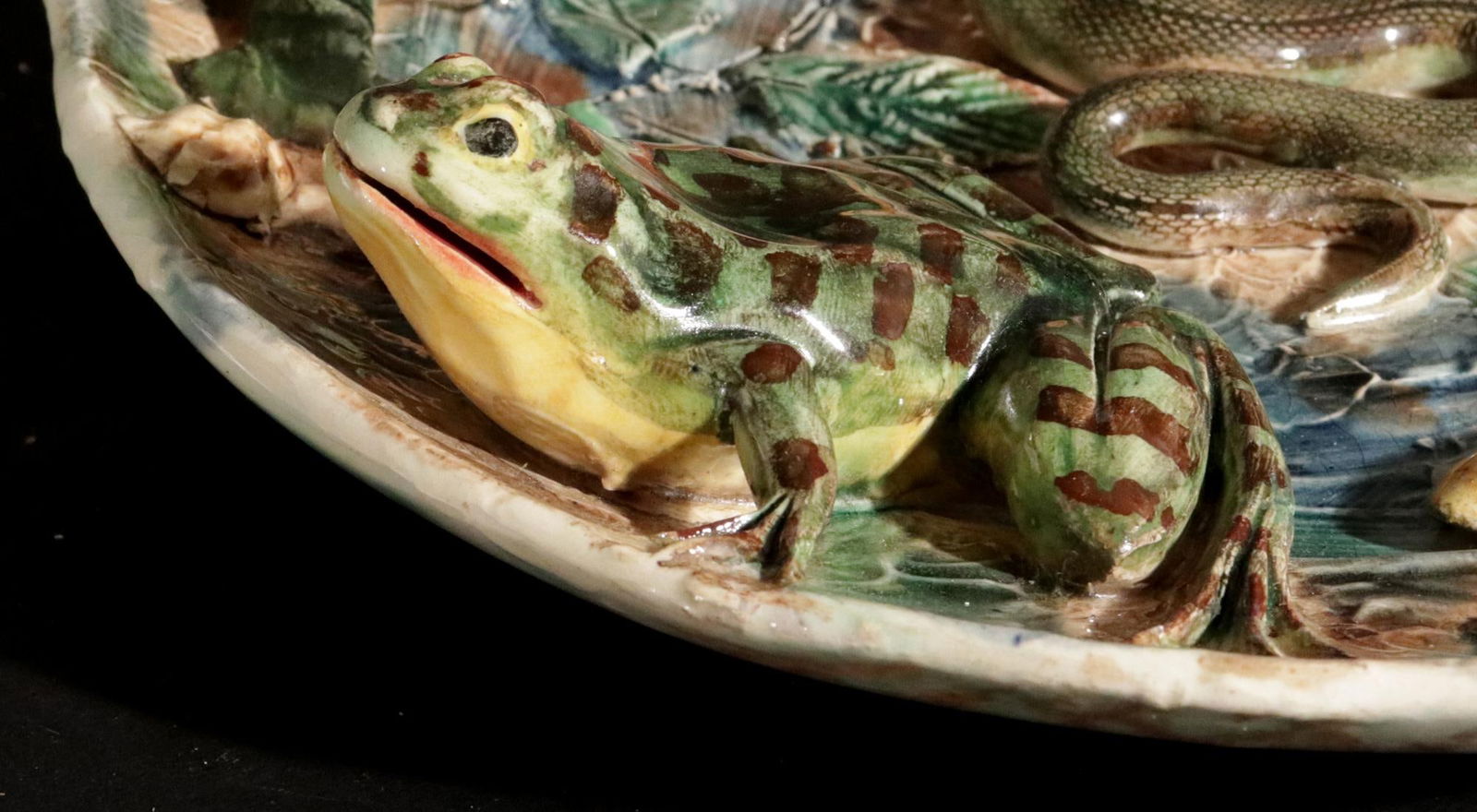 Late 19th Century French Majolica Palissy Dish, Longchamp - 2