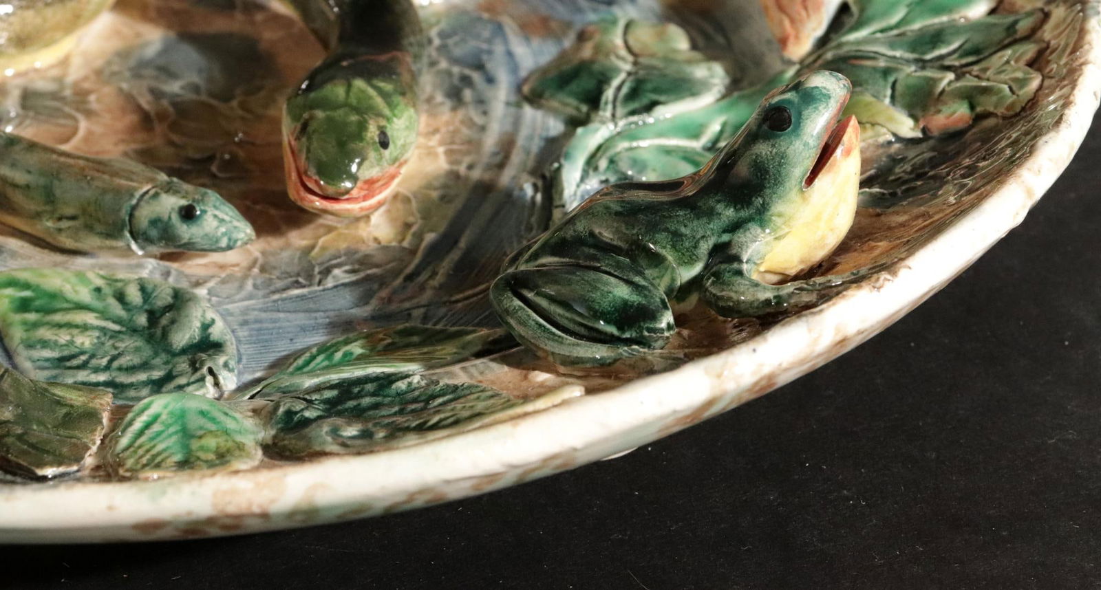 Late 19th Century French Majolica Palissy Dish, Longchamp - 6