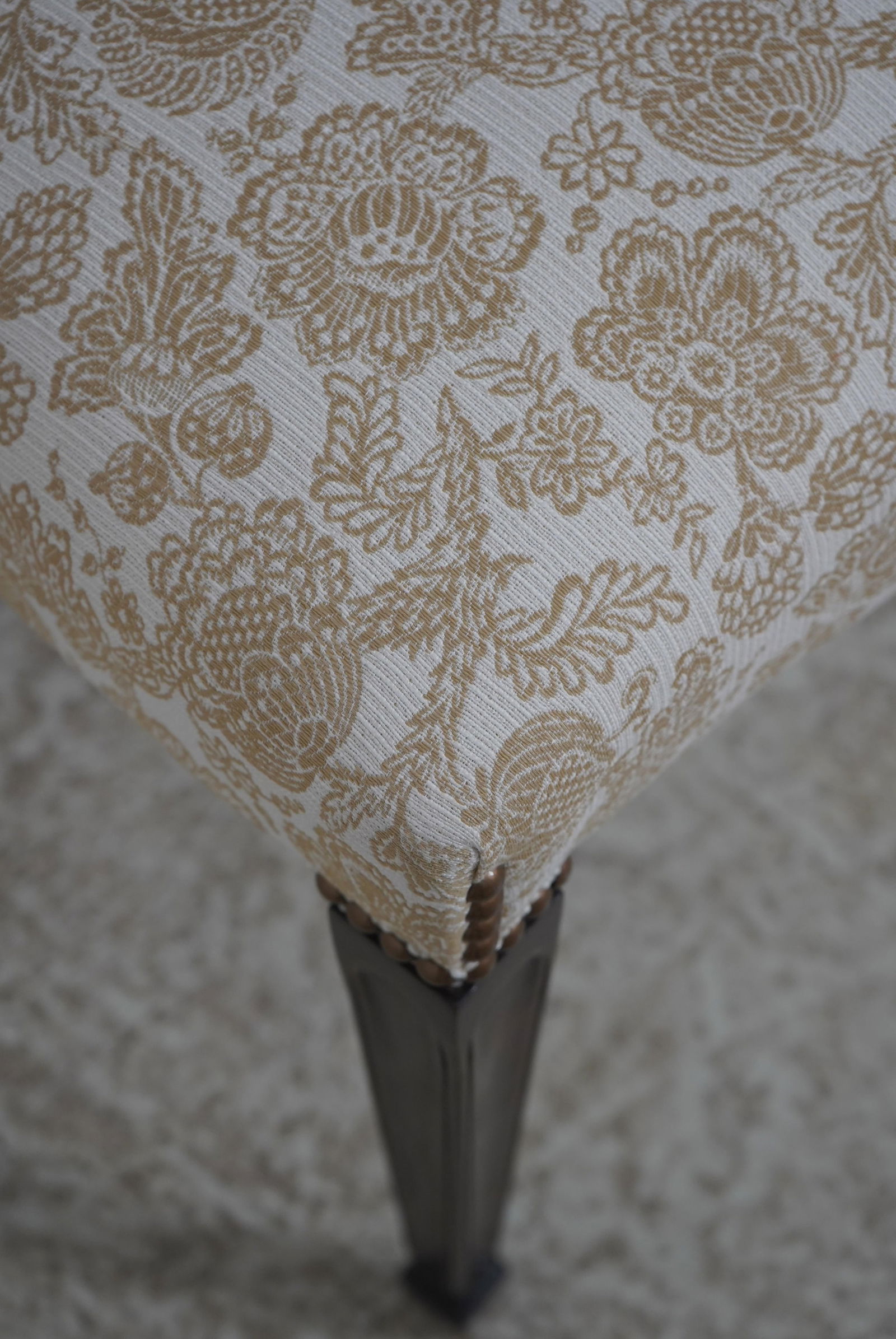 Set of 16 Stickley Carved Shield Back Mahogany Dining Chairs - 13