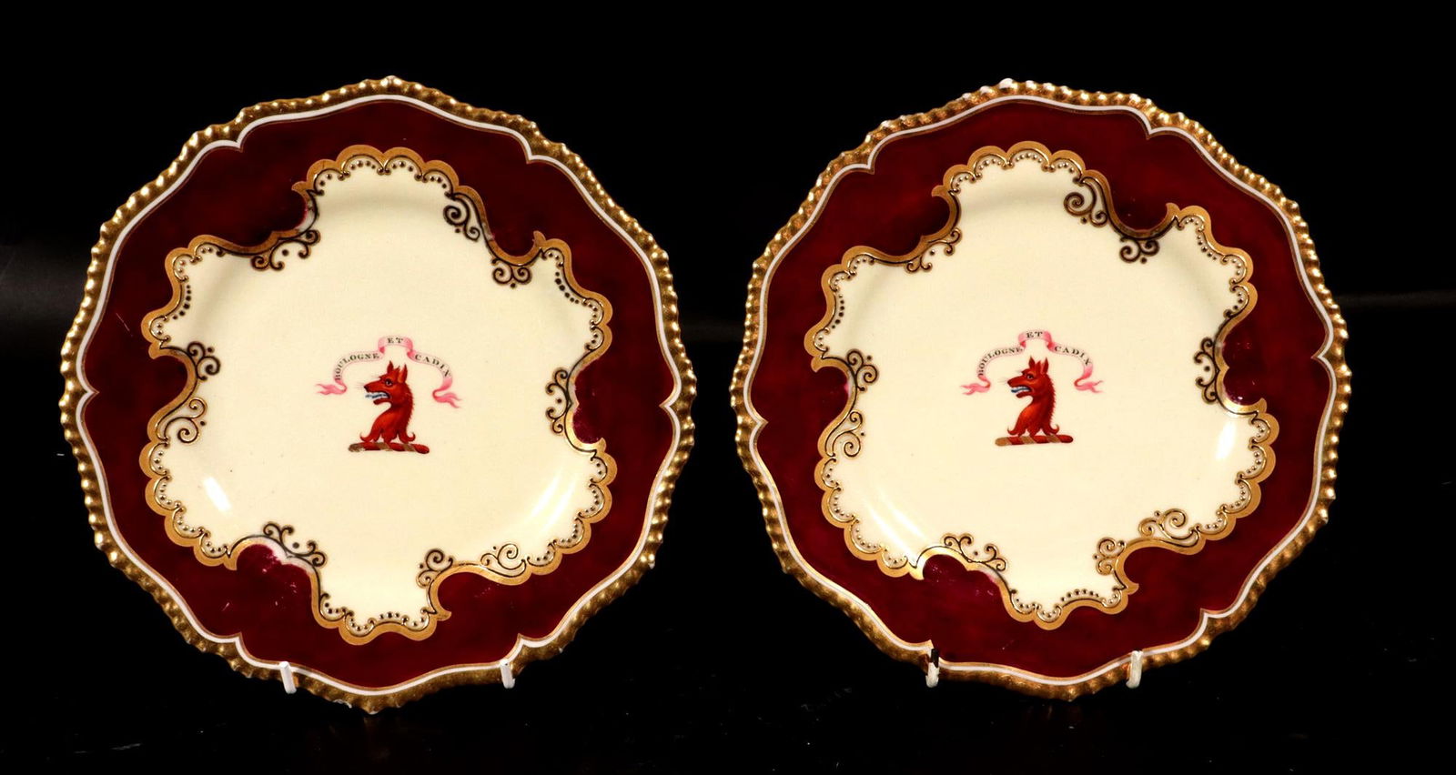 Flight, Barr & Barr Worcester Armorial Porcelain Claret-Ground Dessert Plates- A Set of Twelve - 4