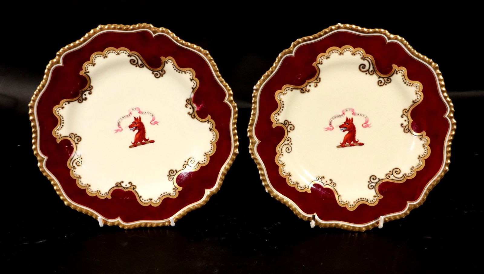 Flight, Barr & Barr Worcester Armorial Porcelain Claret-Ground Dessert Plates- A Set of Twelve - 8