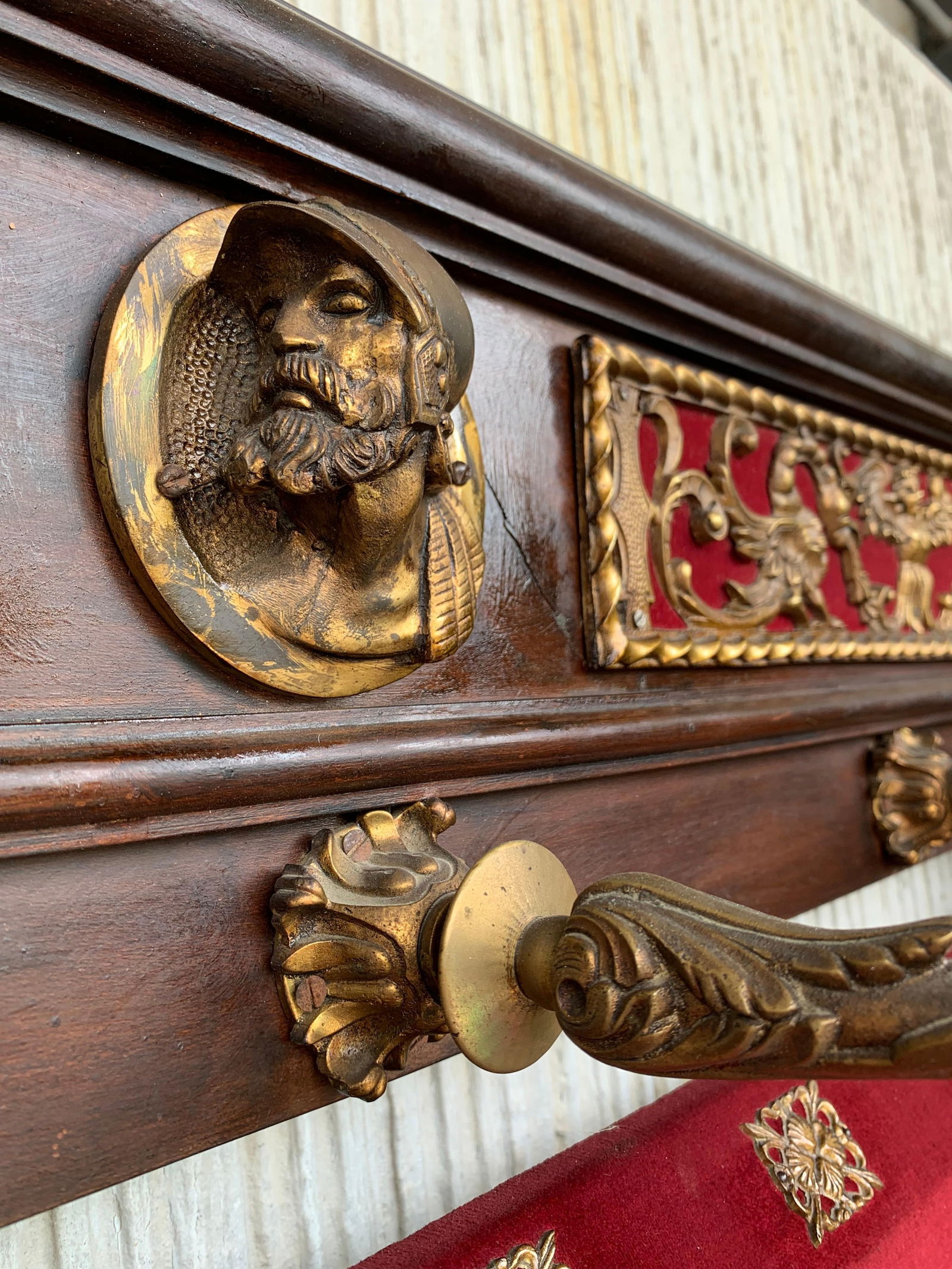 19th Large Carved Spanish Solid Walnut Coat Rack Stand with Red Velvet Back - 4