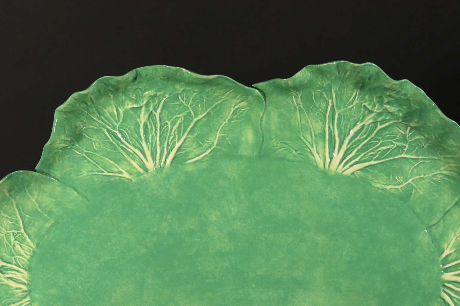 Late 20th Century Dodie Thayer Trompe l'Oeil Lettuce Ware Platter - 8