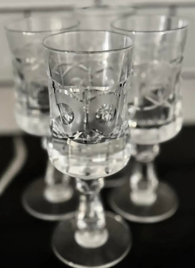 Made in Italy, Hand-Cut Crystal Goblets, Etched Mid-Century Barware, Set of 4 - 3