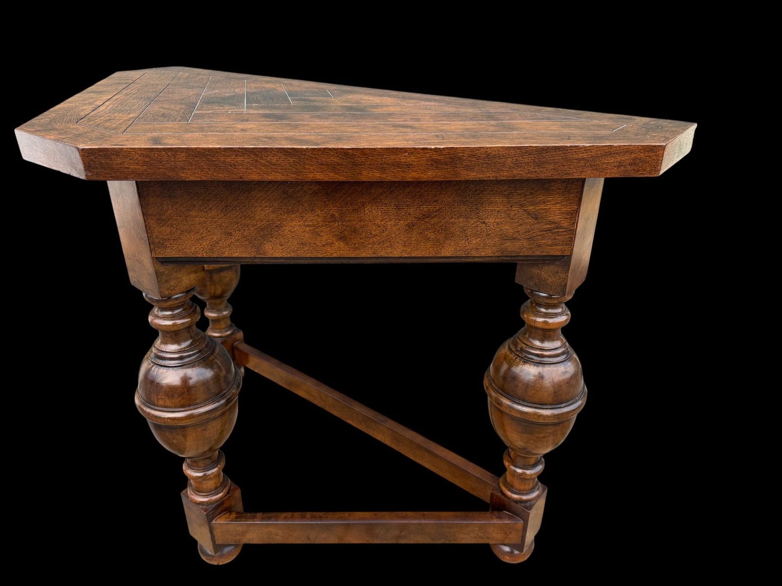 Late 20th Century Baker Furniture Triangle Side Table - 3