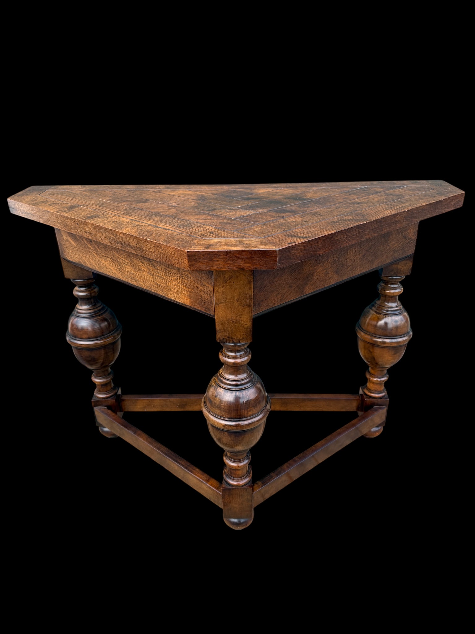 Late 20th Century Baker Furniture Triangle Side Table - 6