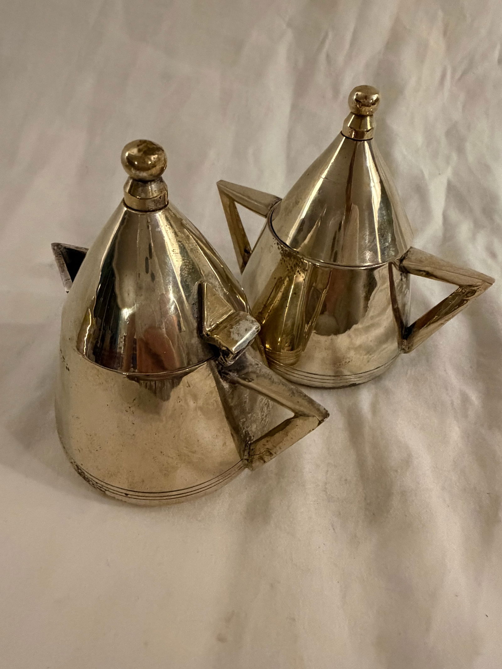 Mid 20th Century Art Deco Silver-Tone Metal Tea Set – Teapot, Sugar Pot & Milk Pot, 3-Piece - 3