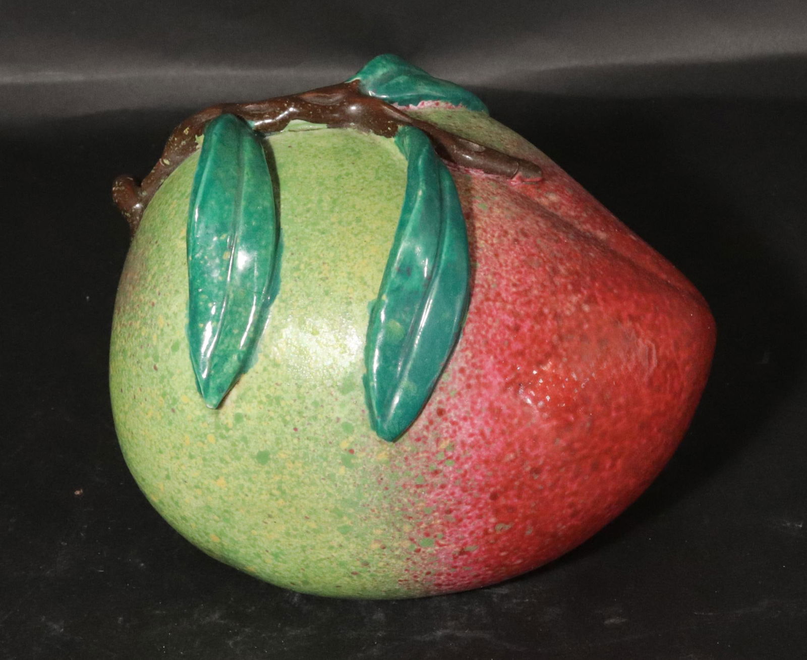 Chinese Export Trompe l'Oeil Porcelain Model of a Peach - 7