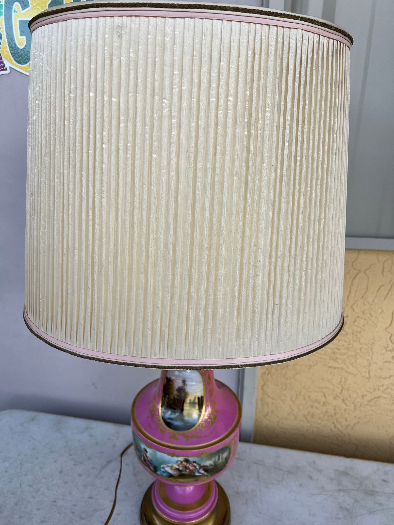 Antique Boucher Sèvres Style Table Lamp With Shade - 11