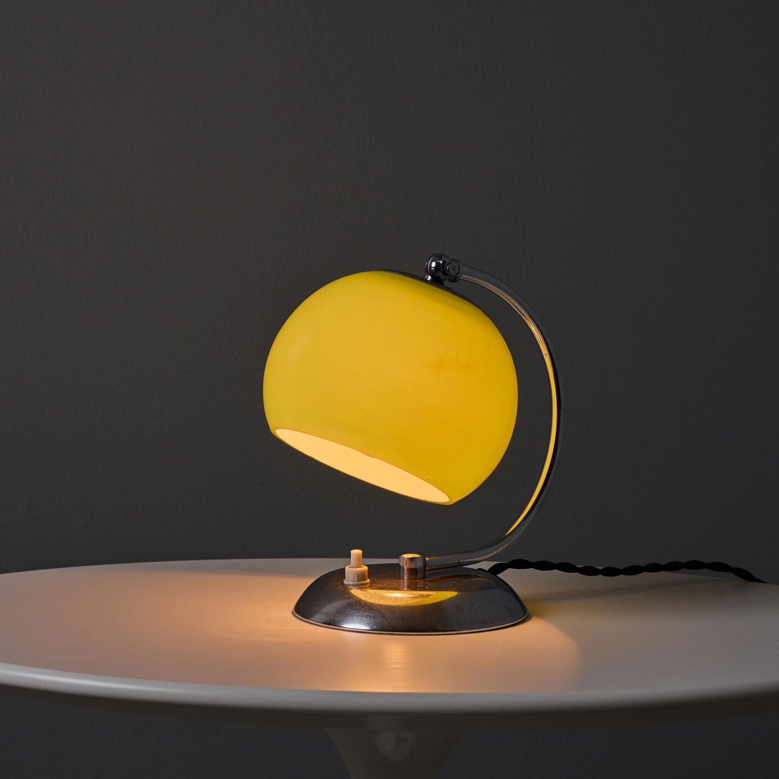 1950s Mauri Almari Chrome and Opaline Green Glass Table Lamp for Idman Oy - 17