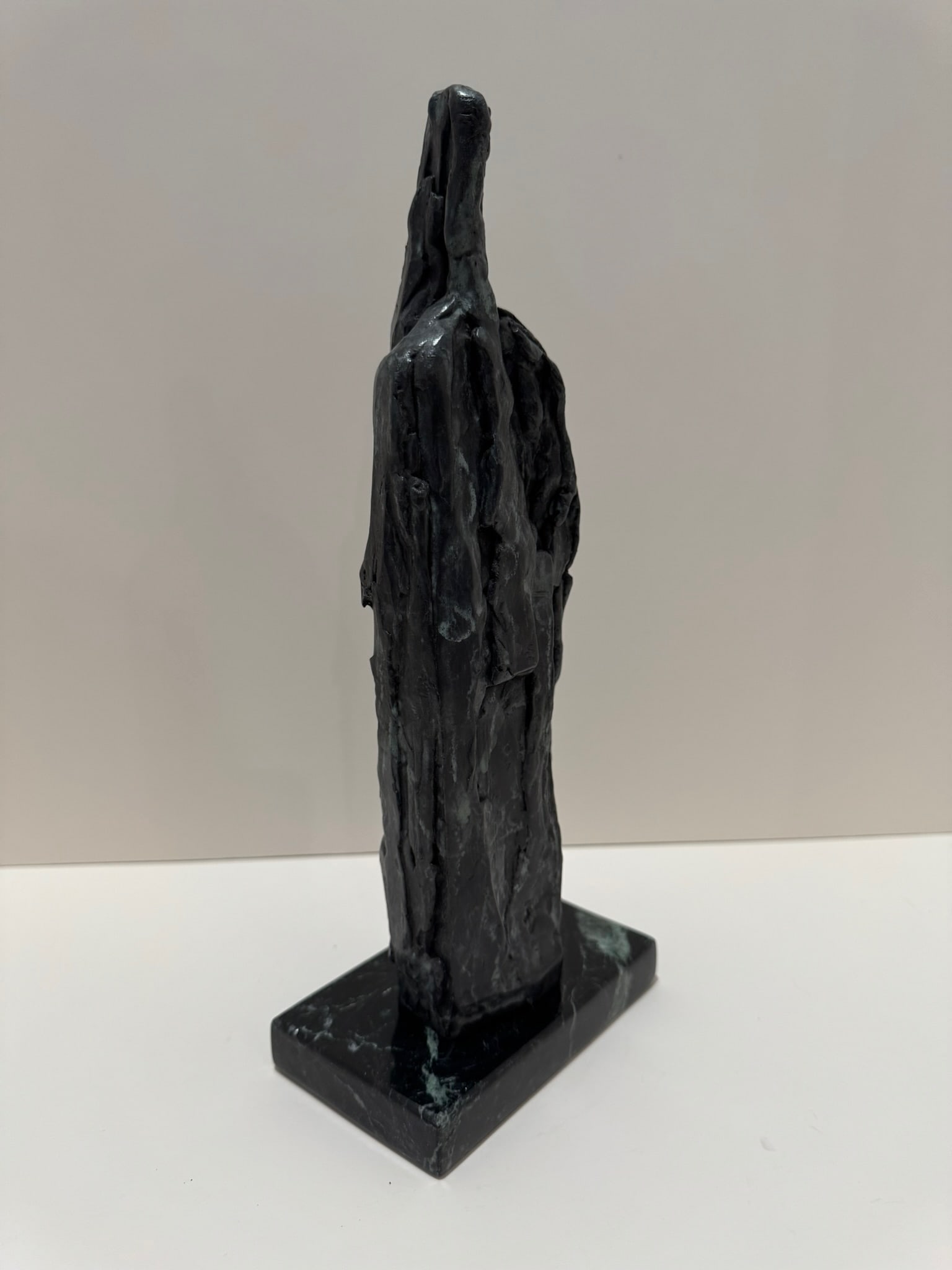 Mid 20th Century Larry Mohr Bronze Abstract Figurative Sculpture on Marble Base | Signed Estate Piec - 4