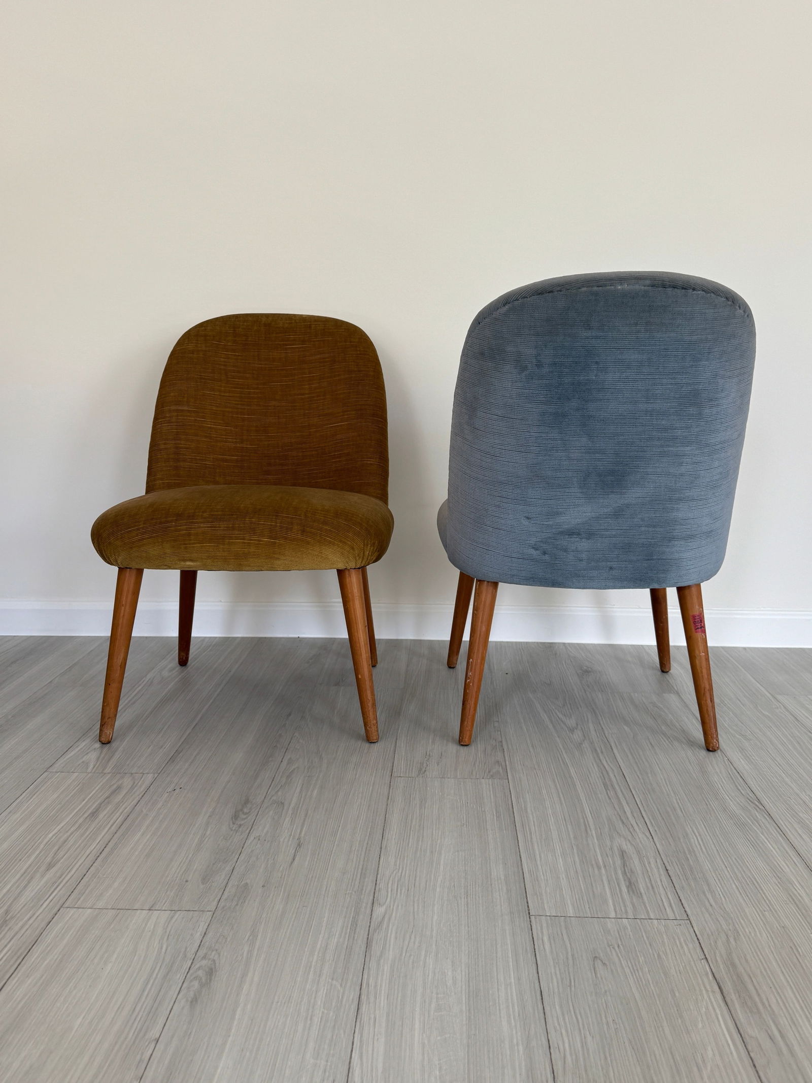 Vintage 1950s Mid Century Modern Upholstered Accent Chairs - Set of 2 - 6